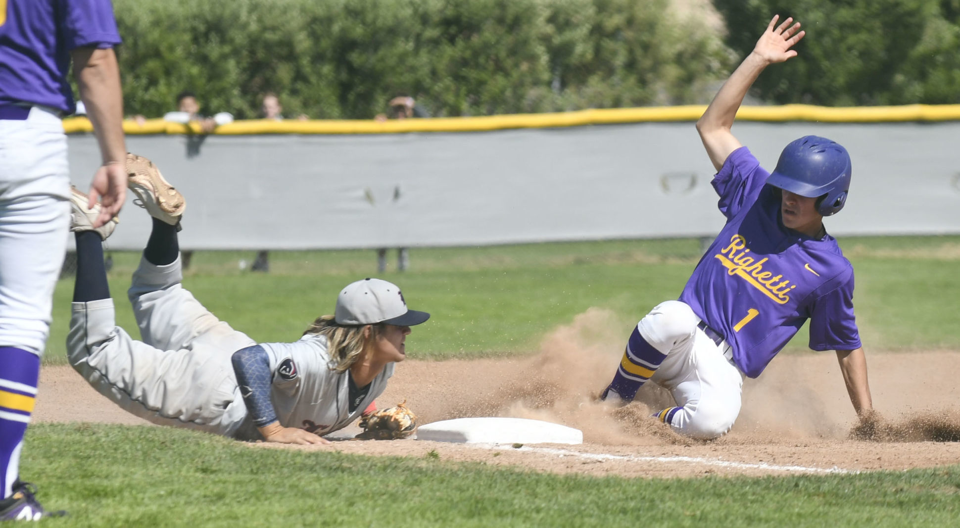 051119 Liberty RHS baseball 05.jpg